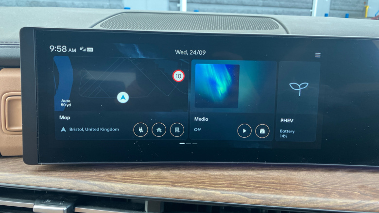 Hyundai SANTA FE 1.6 TGDi Plug-in Hybrid Ultimate 5dr 4WD Auto Estate